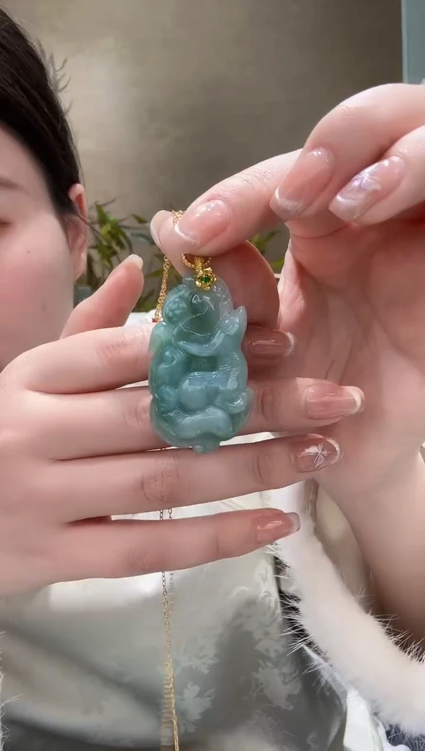 【闪购商品】翡翠颈饰未镶嵌吊坠