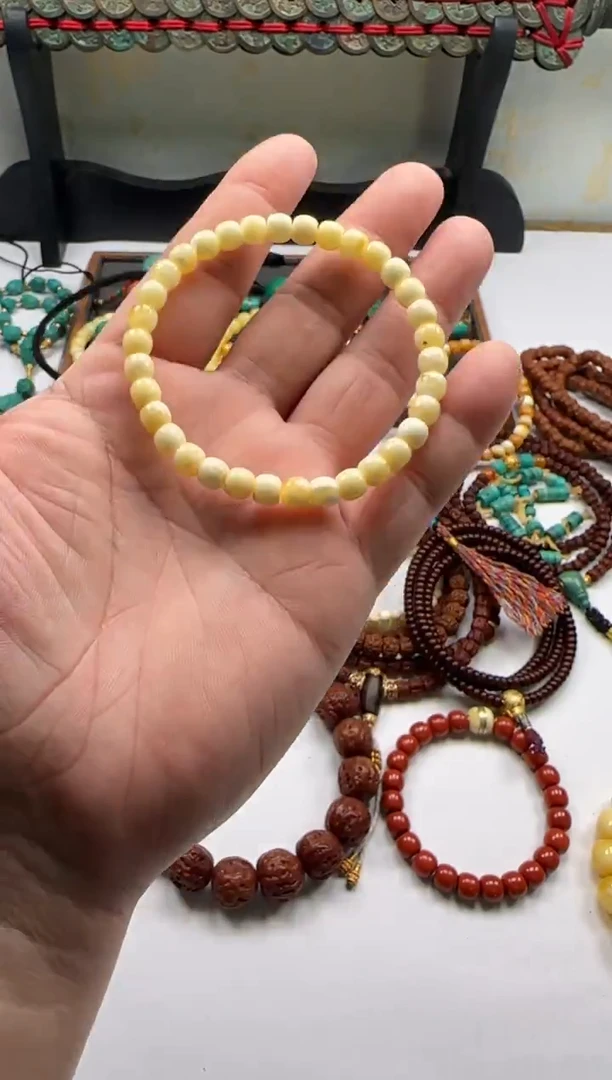 裸石蜜蜡未镶嵌ㅤ****?蜜蜡手串