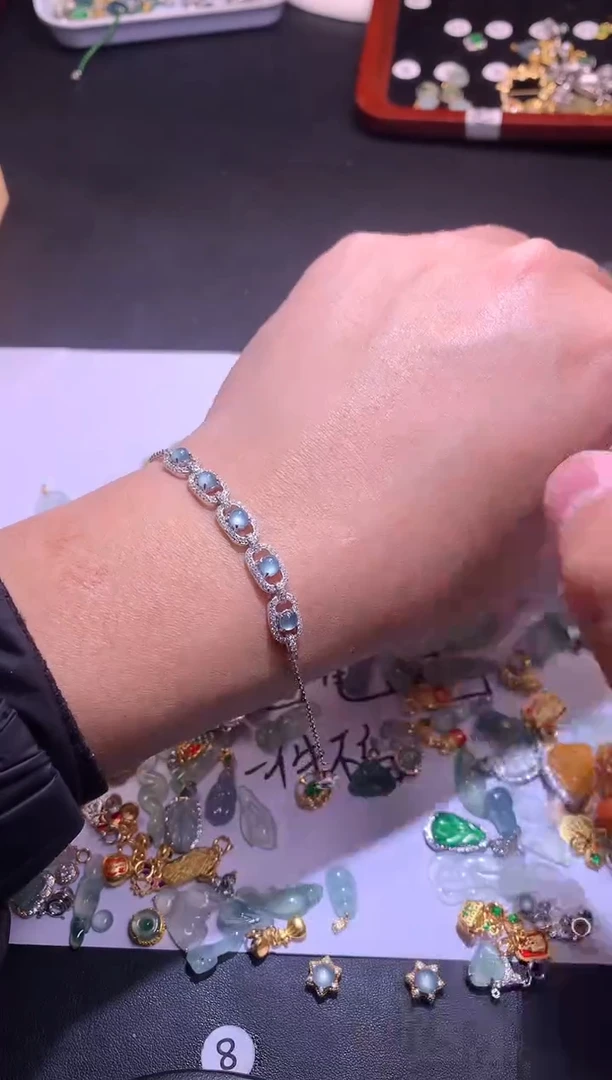 【闪购商品】翡翠吊坠(不含链)银S925镶嵌1111