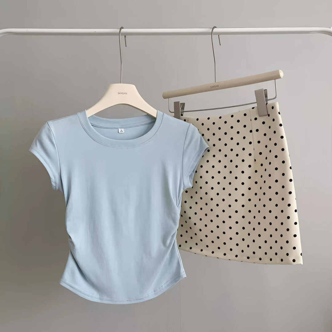 2025新款韩系甜辣风气质褶皱收腰短袖波点高腰包臀a字短裙两件套