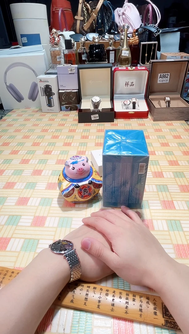 瓷片瓷器 库房到期 全部地板价@@1