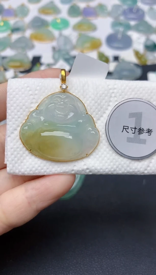 翡翠18K金镶嵌颈饰天然缅甸A货翡翠