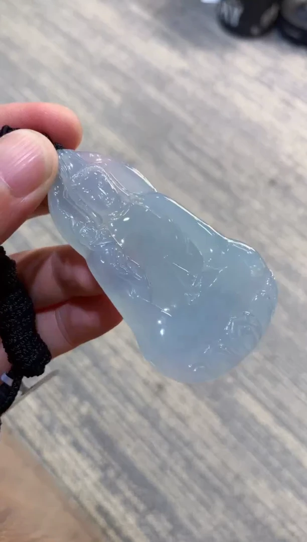 颈饰未镶嵌翡翠给****淋给