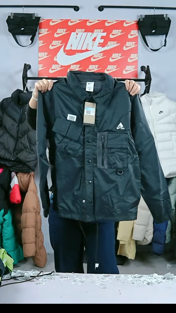 2004闪购编码运动衣以直播间过款为准尺码M