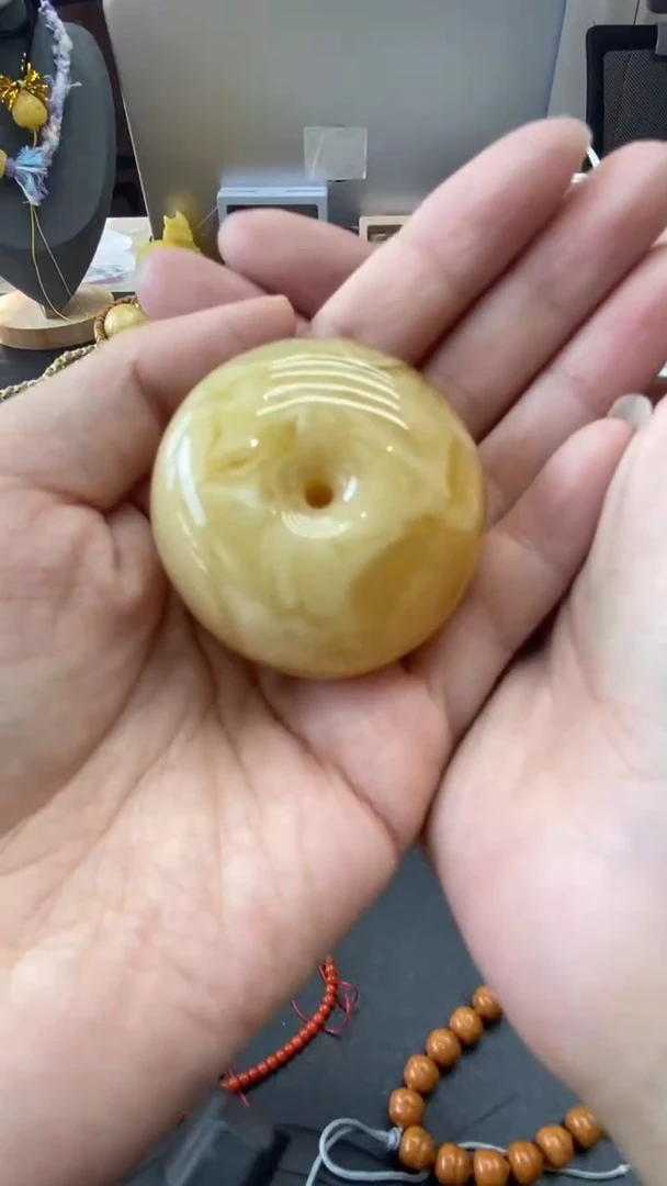 琥珀未镶嵌珠宝奇石B****妞214