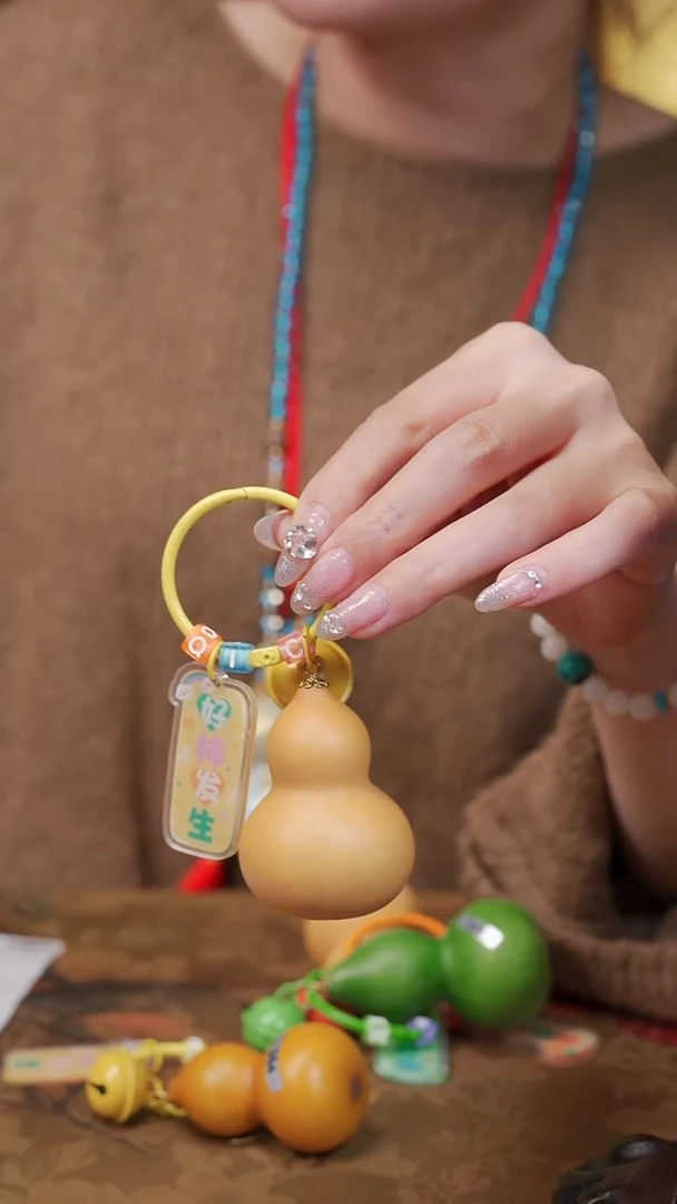 357漆艺工艺小葫芦9.9