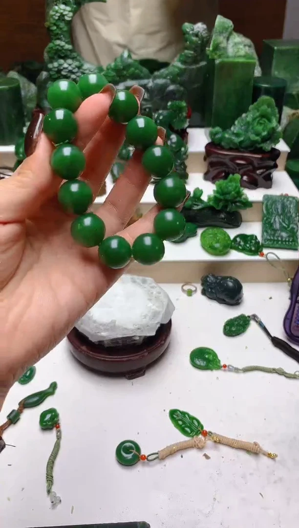 未镶嵌手串和田玉1