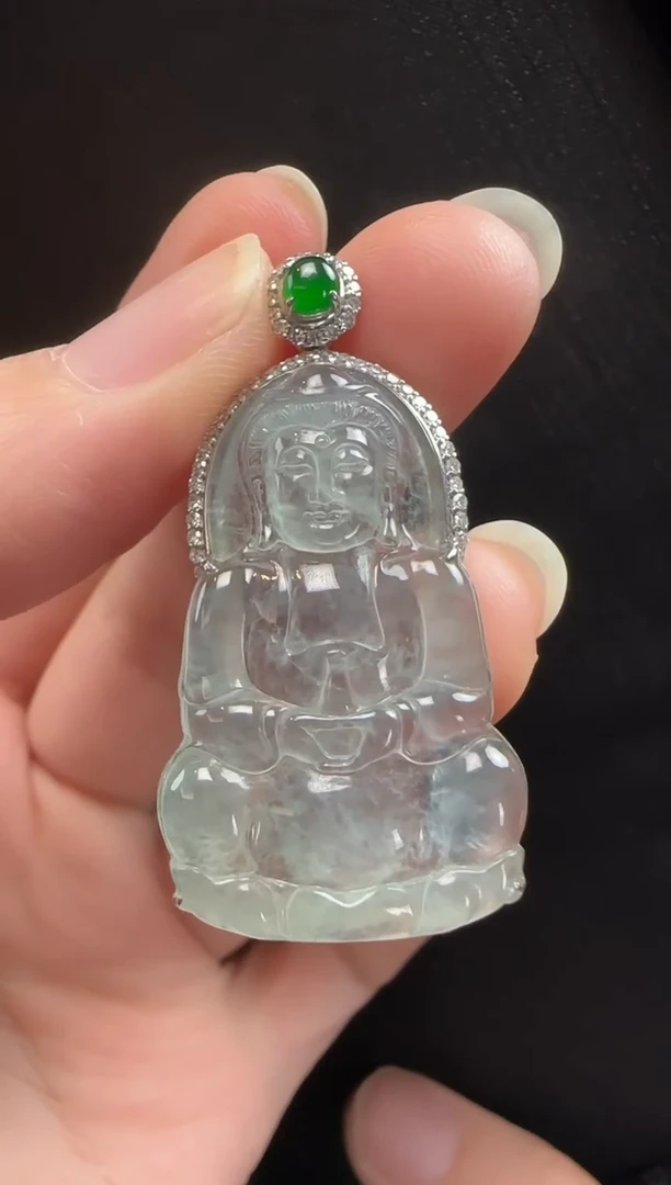 颈饰18K金镶嵌翡翠419观音一个