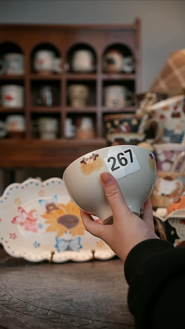 可爱川谷原创陶瓷12.16直播微瑕267