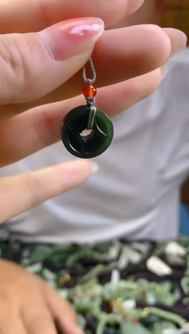 和田玉未镶嵌颈饰多样性发货，拍一发一