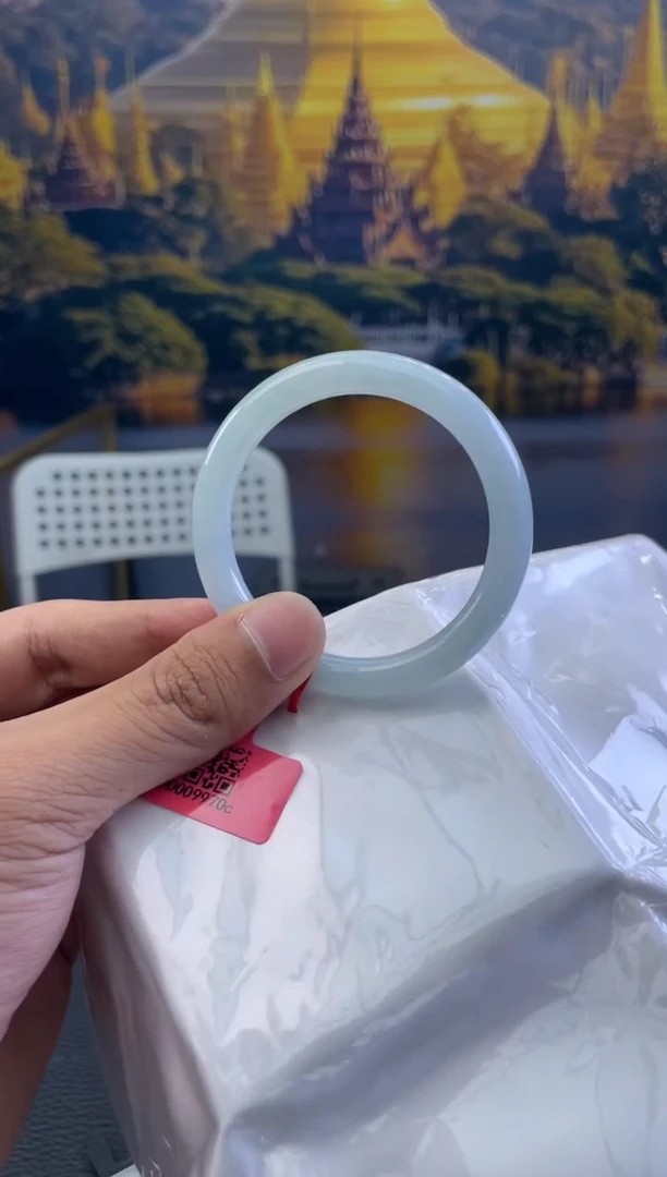 未镶嵌手镯翡翠翡翠手镯