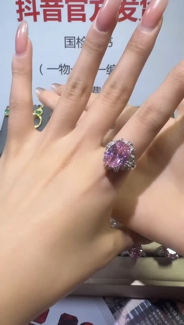 戒指蓝宝石18K金镶嵌1