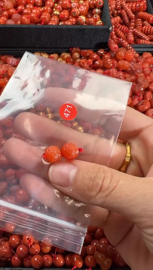 【闪购商品】南红玛瑙颈饰未镶嵌1