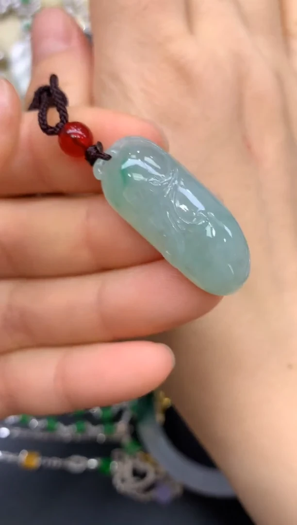 翡翠未镶嵌颈饰55-中国好珍宝