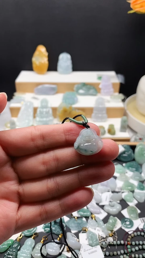 翡翠未镶嵌颈饰12佛公