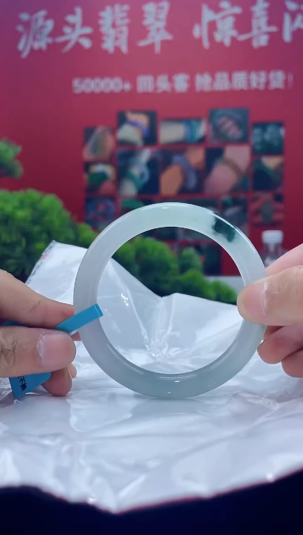 翡翠手镯未镶嵌手镯14