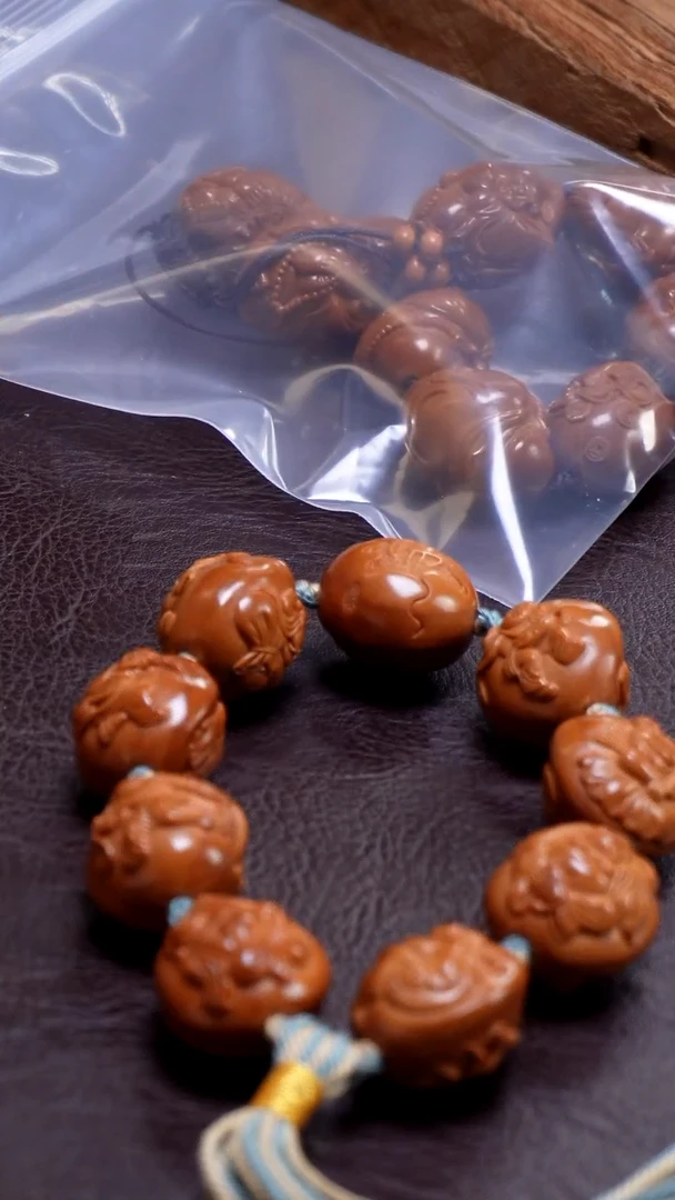 手串/手链橄榄核浮雕童子