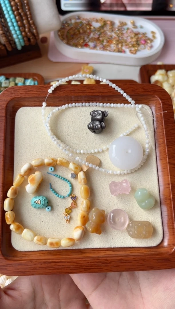 【闪购商品】蜜蜡裸石未镶嵌小海马配件套装