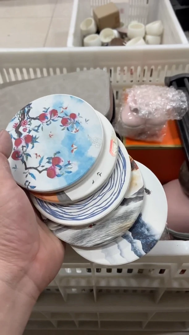 无运费险有瑕疵的摄影的产品有使用过的痕迹有点脏介意勿拍