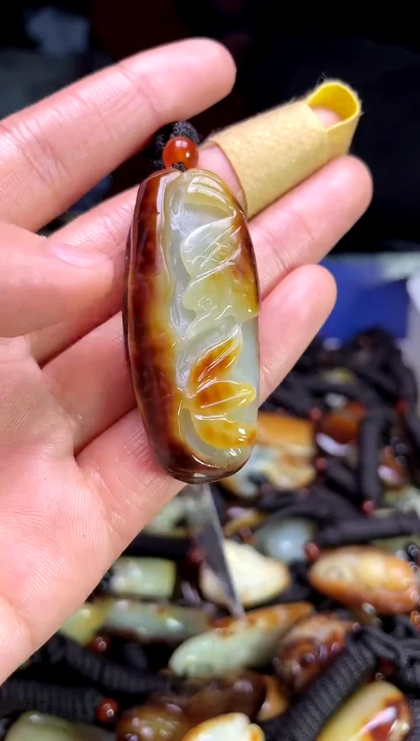【闪购商品】和田玉颈饰未镶嵌1