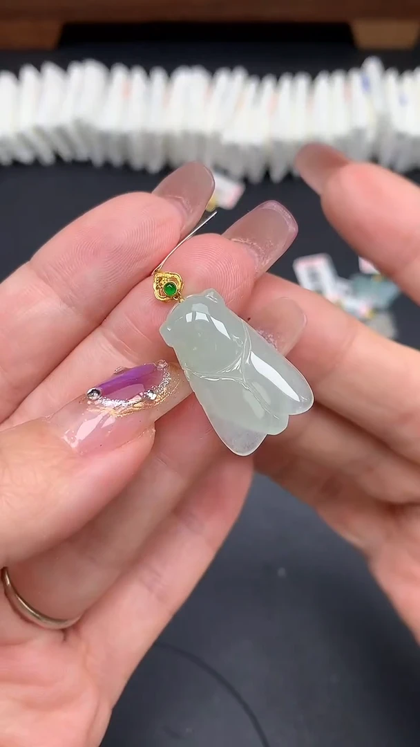 翡翠18K金镶嵌吊坠(不含链)MS185156