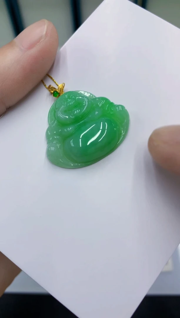 颈饰18K金镶嵌翡翠翡翠