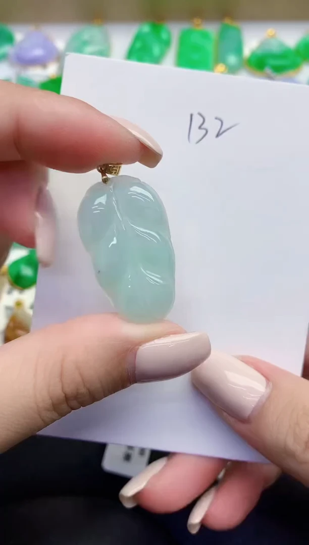 颈饰未镶嵌翡翠缅甸天然翡翠A货