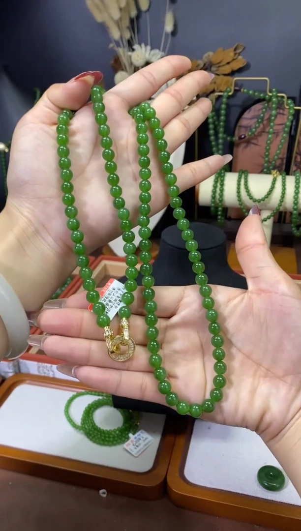 【闪购商品】和田玉（碧玉）颈饰未镶嵌8阳绿108无黑