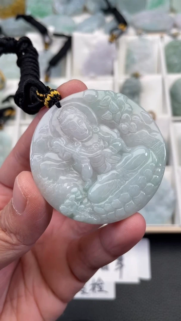 颈饰未镶嵌翡翠天然缅甸翡翠A货92