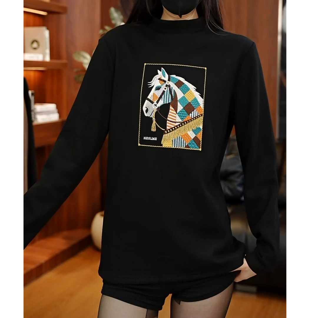IUIUG品牌 羊毛混纺打底衫 秋冬刺绣骏马套头半高领加绒卫衣