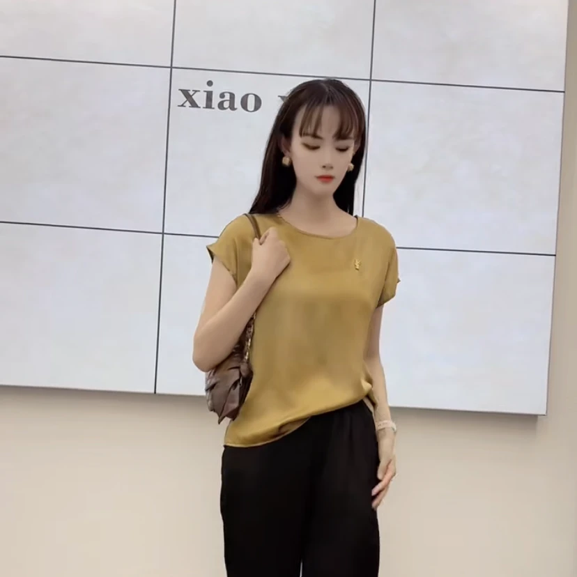 011高级感桑蚕丝小衫女纯色肌理感圆领T舒适宽松休闲上衣