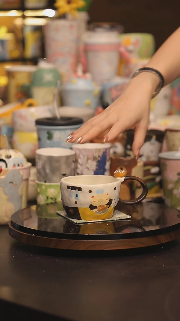 景德镇釉下彩绘设计师款式陶瓷