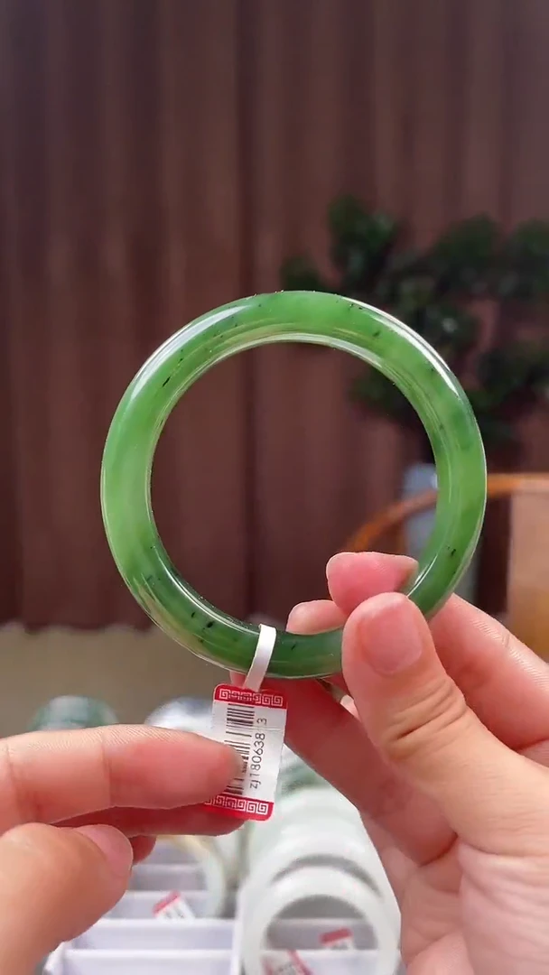 和田玉手镯未镶嵌3813