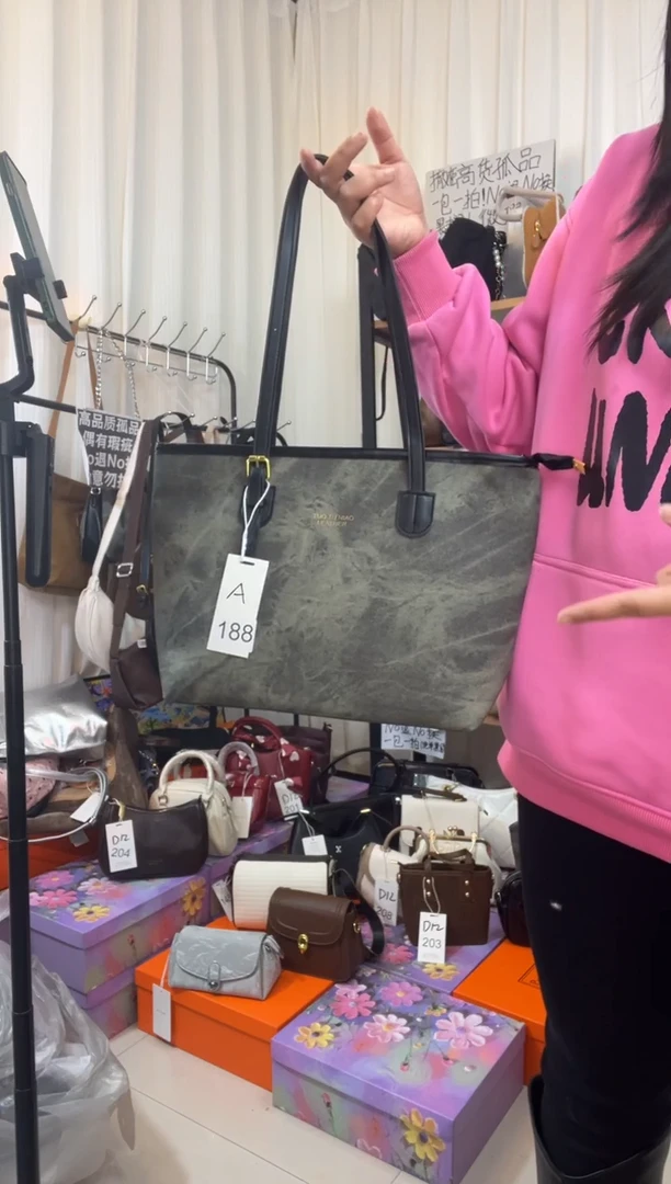 PU小蓝孤品包包（默认微瑕）188