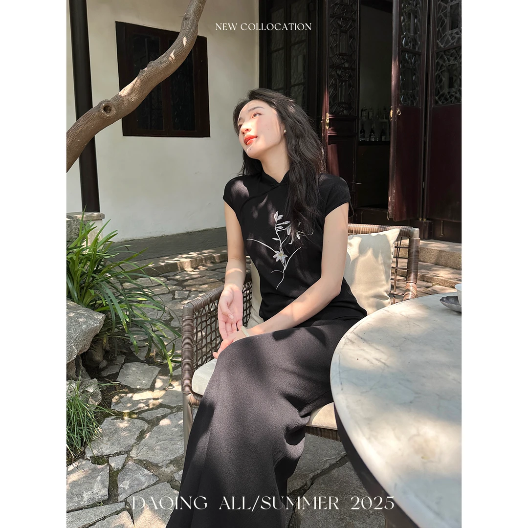 许大晴【翩影】新中式立领绣花小衫半身裙套装 D4832