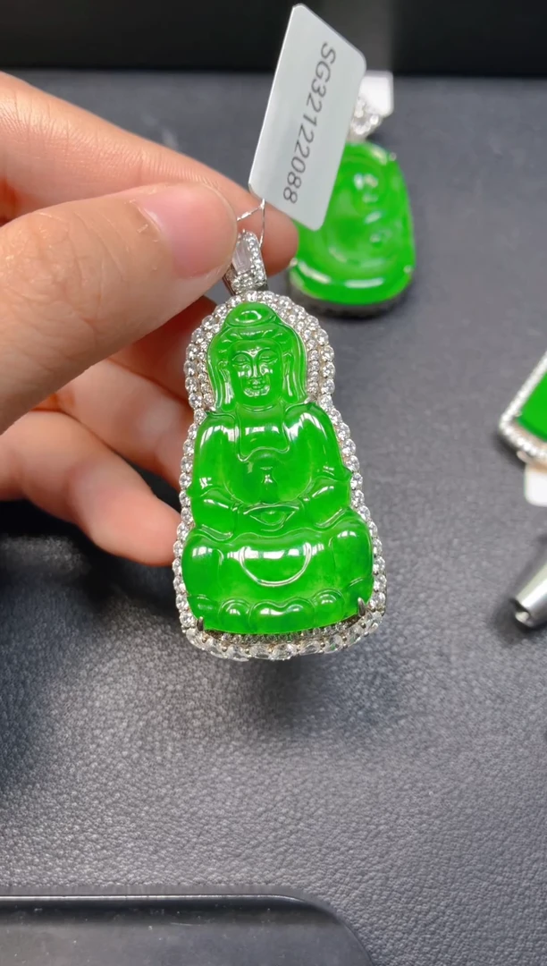 颈饰银S925镶嵌翡翠1