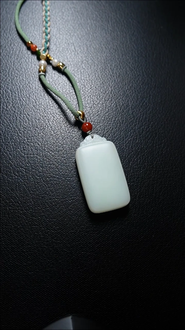 【闪购商品】和田玉颈饰未镶嵌无事牌