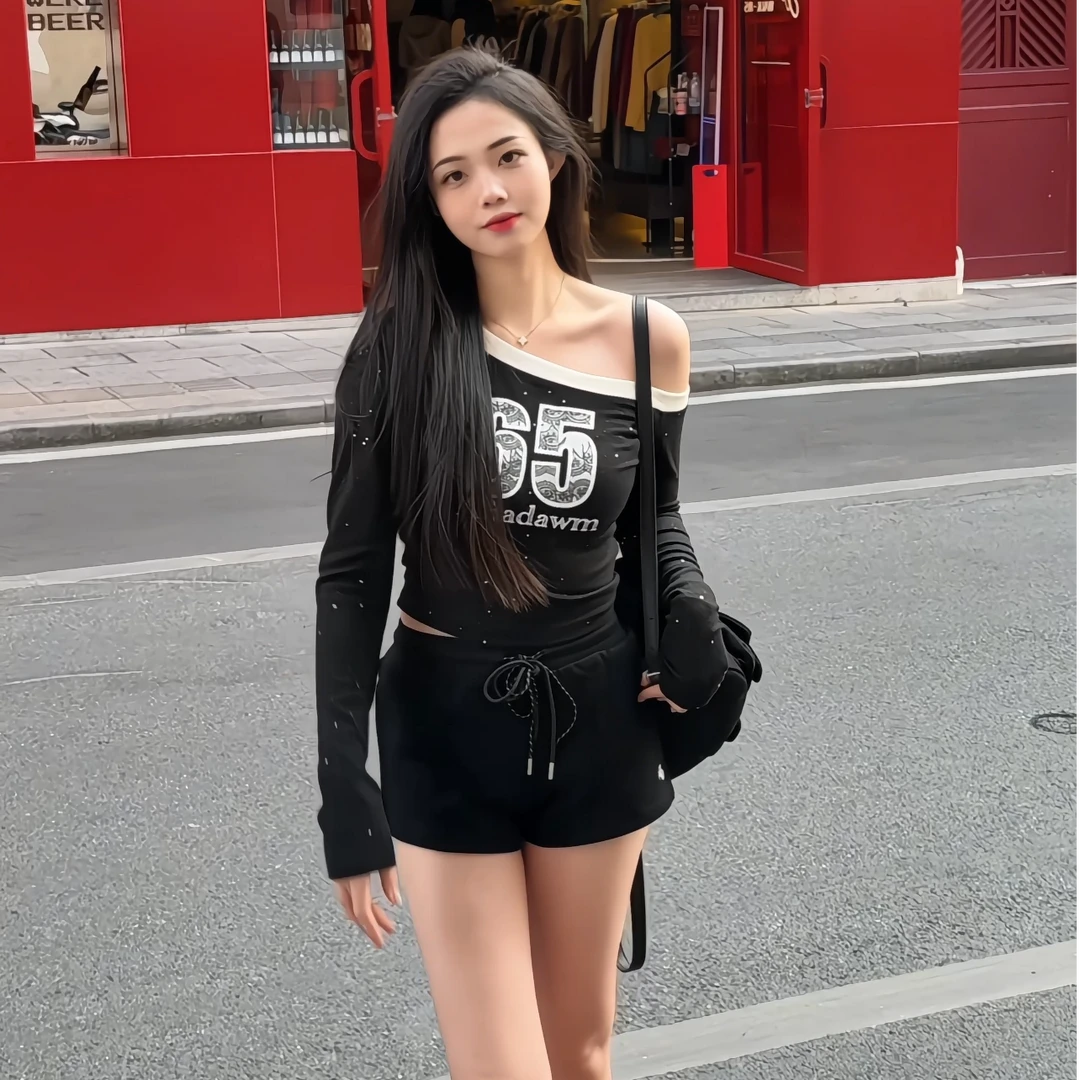 姗姗Velvet《斜肩美少女》黑色烫砖斜肩数字上衣+黑色短裙 一整套