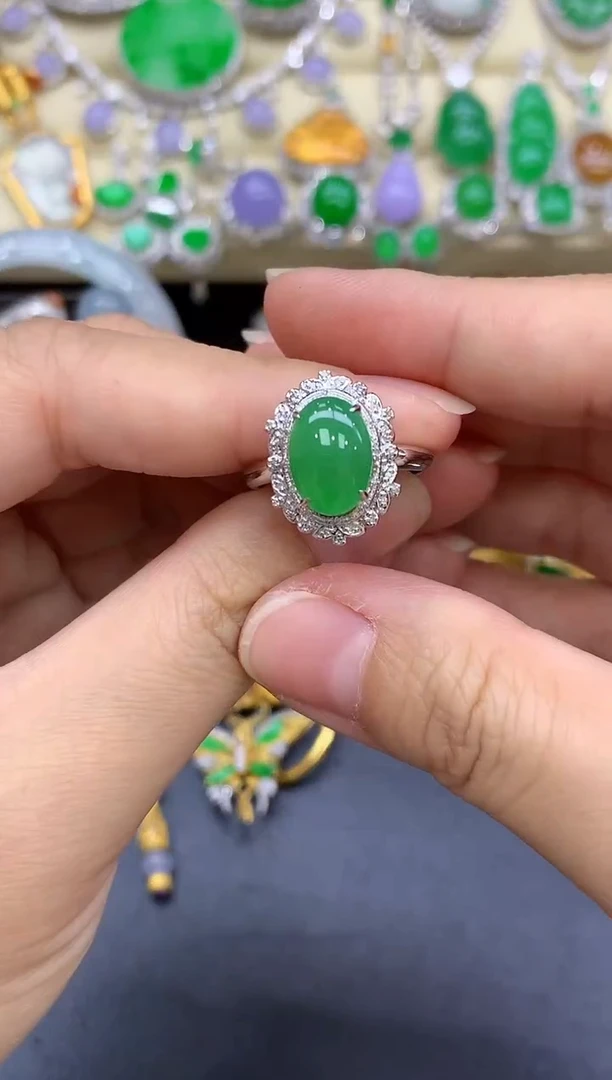 18K金镶嵌戒指翡翠311-中国好珍宝