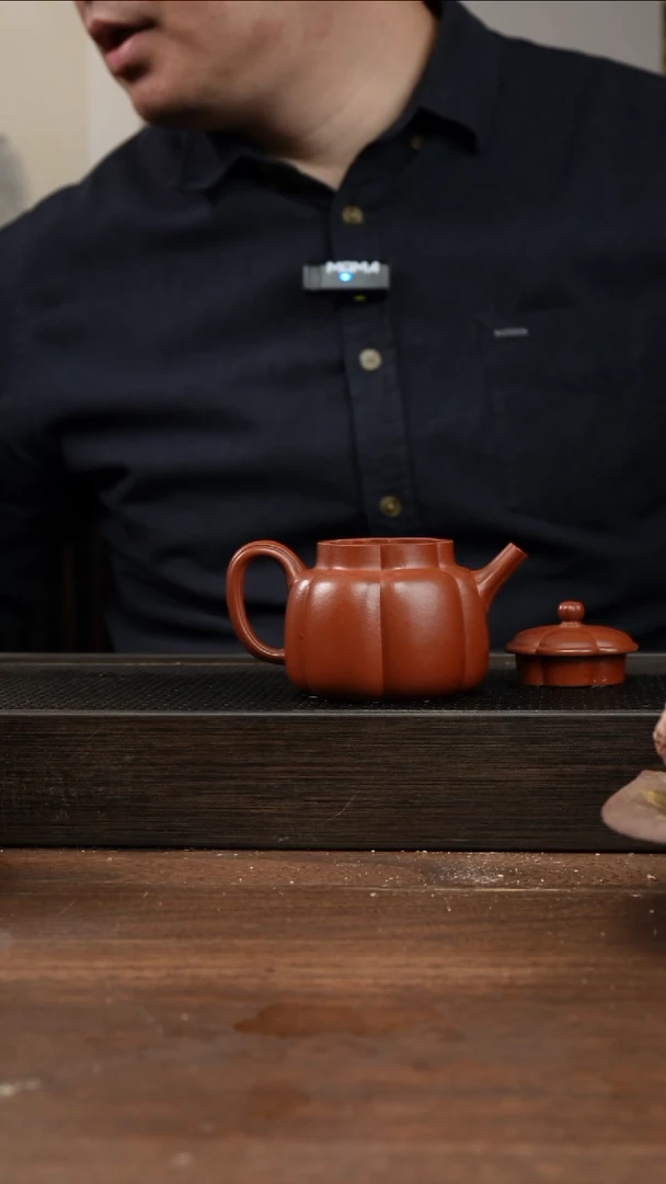 茶杯紫砂朱泥筋纹言心      170CC