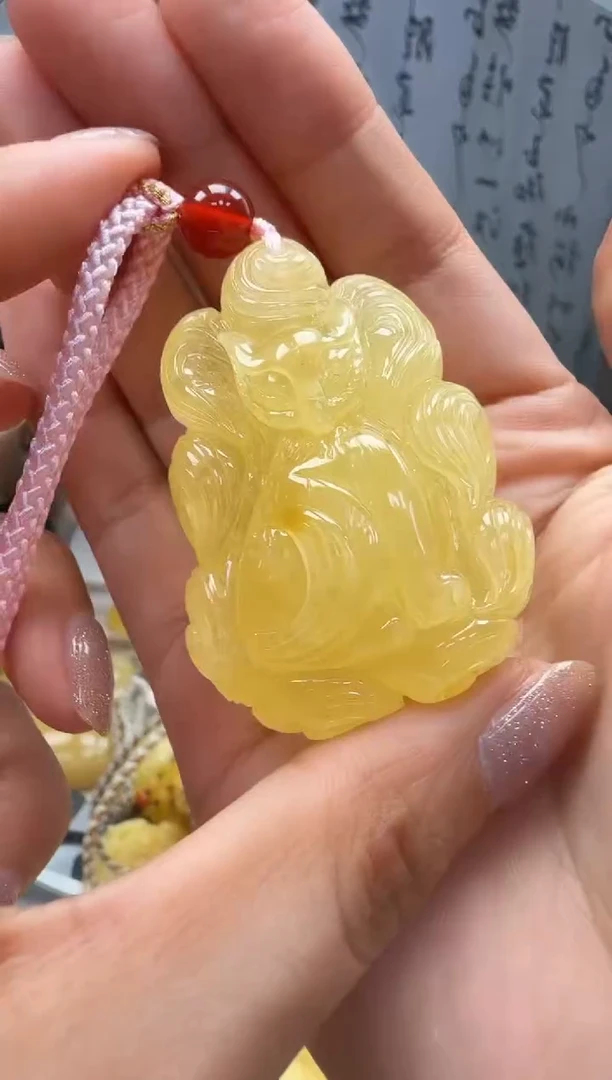 裸石琥珀未镶嵌如图