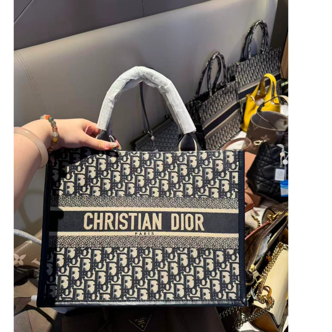 99新 DIOR/迪奥 托特中拼皮/亲妈寄卖/079490