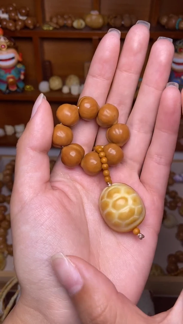 把件猴头核桃全品无暇屁桃➕富甲手捻