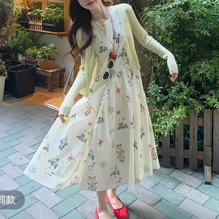 加大300斤可穿薄款长袖开衫碎花背心连衣裙遮肉时尚显瘦两件套