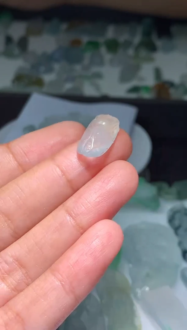 定制翡翠未镶嵌毛货