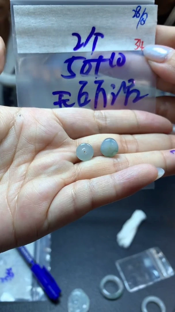 未镶嵌定制翡翠无**谓毛货需精细抛光拍一发一