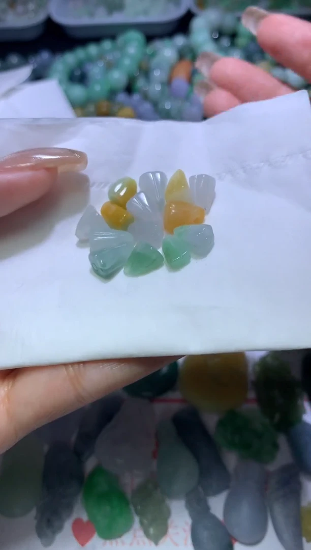 【闪购商品】翡翠挂件未镶嵌MJX043448