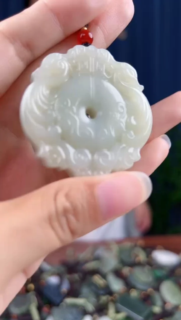 未镶嵌和田玉挂件拍一发一，多样性发货