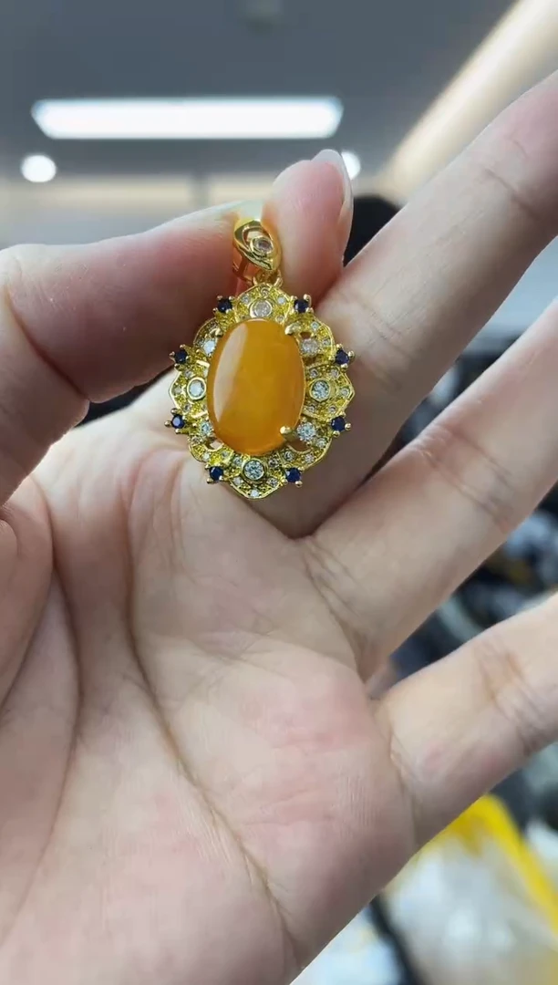 【闪购商品】蜜蜡裸石未镶嵌多样性一件发货