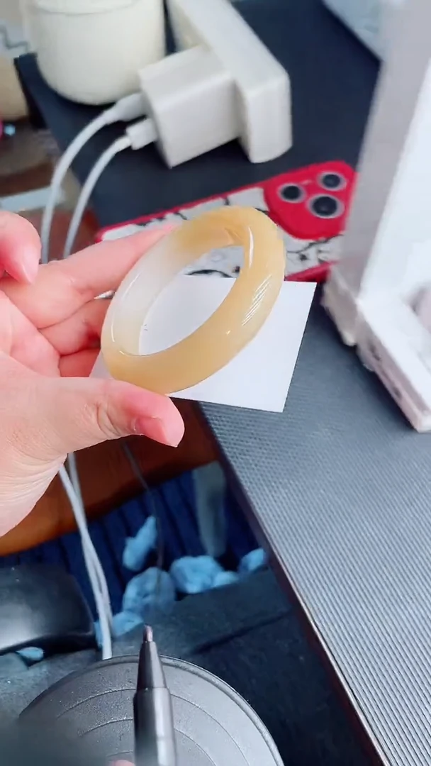 未镶嵌手镯石英质玉93-54-55